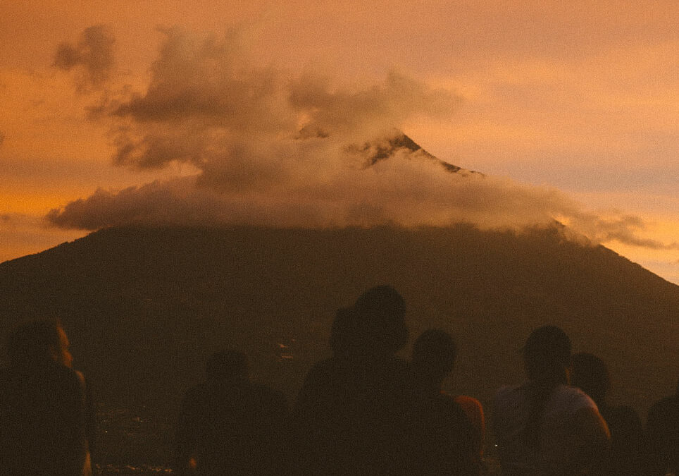 Antigua, the jewel of Guatemala: A journey through history, nature, and craftsmanship.