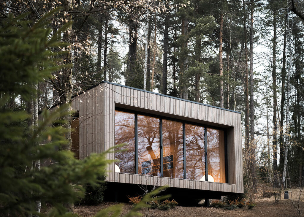 ritten-adler-pavillon-yoga-entouré par la foret-blog-lesvoyagesdapogee