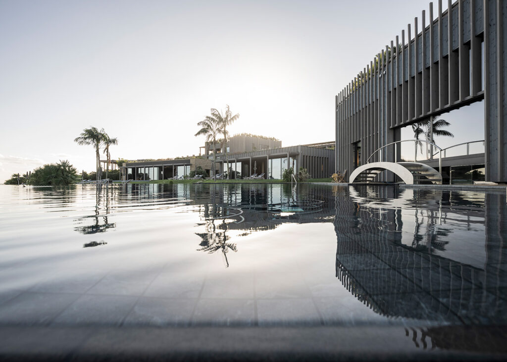 sicilia-adler-resort-vue piscine-exterieur-blog-lesvoyagesdapogee